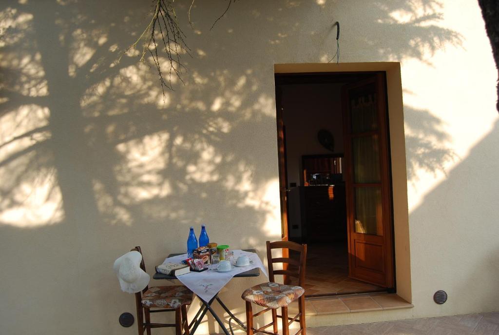 Agriturismo Sant' Ansano Hostal Castiglione dʼOrcia Habitación foto